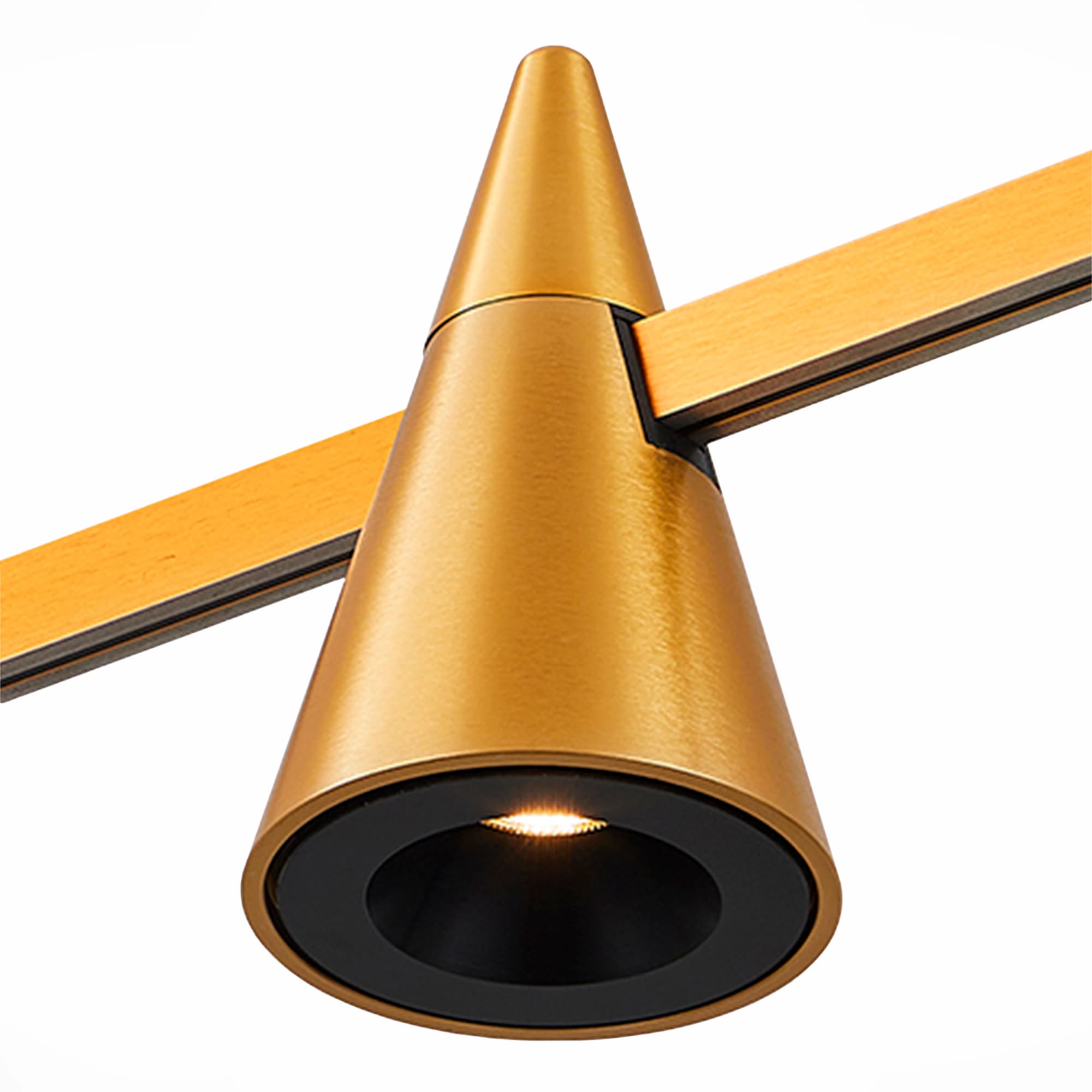 ST LUCE ST813.206.05 Магнитный трековый светильник FARM Золотистый LED 1*5W 3000K 272Lm Ra90 60 IP20 D70xH115 180-240V