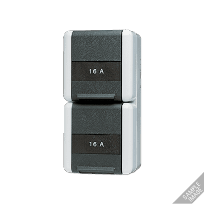 JUNG Двойная горизонтальная SCHUKO-розетка 16A 250V~ с полем для надписи IP44 8220NAW