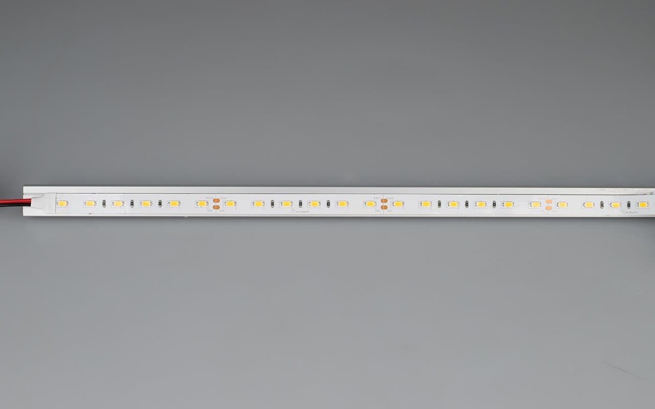 Arlight Светодиодная лента ULTRA-5000 24V Warm2400 2xH (5630, 300 LED, LUX) (27 Вт/м, IP20) 018098 — миниатюра 4