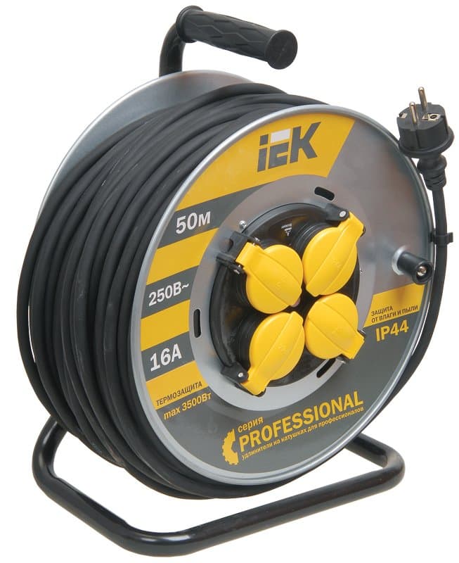 IEK Катушка УК50 на мет с т/з 4 места 2Р+PЕ/50м КГ 3х1,5мм2 IP44 "Professional"