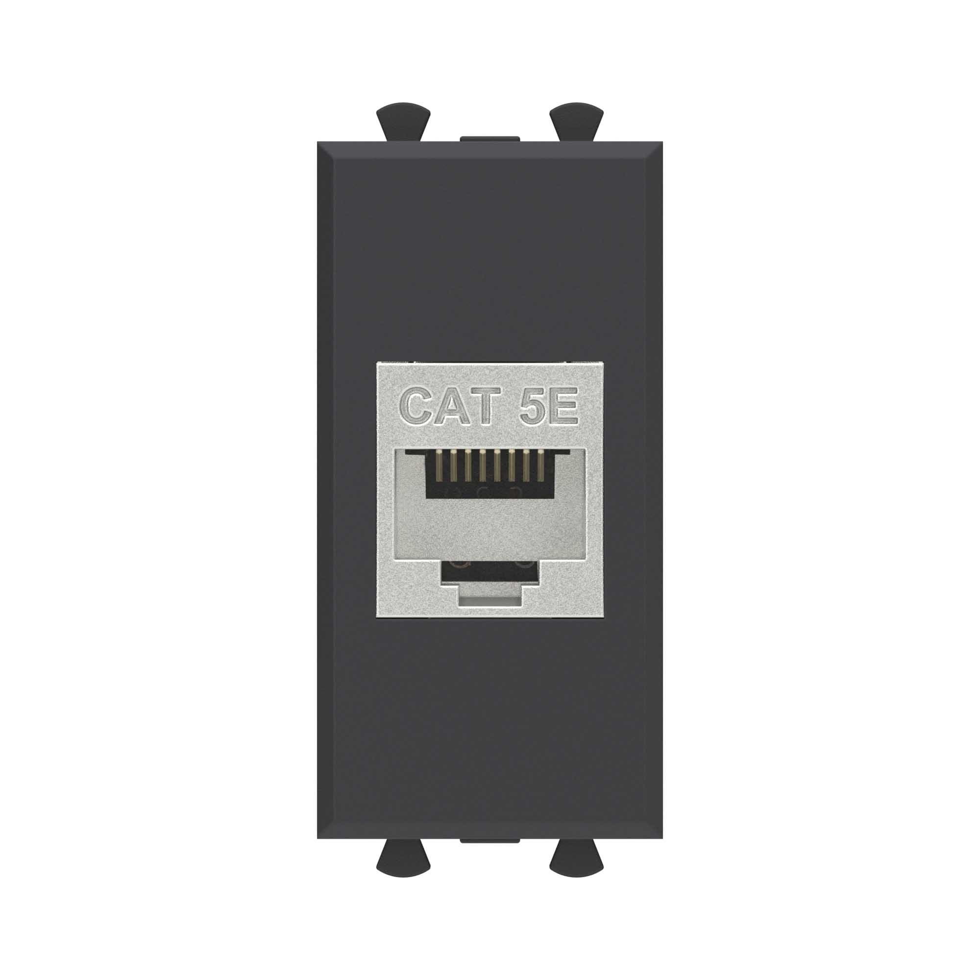 DKC Компьютерная розетка RJ-45 без шторки модульная, кат.5е экранированная, "Avanti", "Черный матовый", 1 модуль