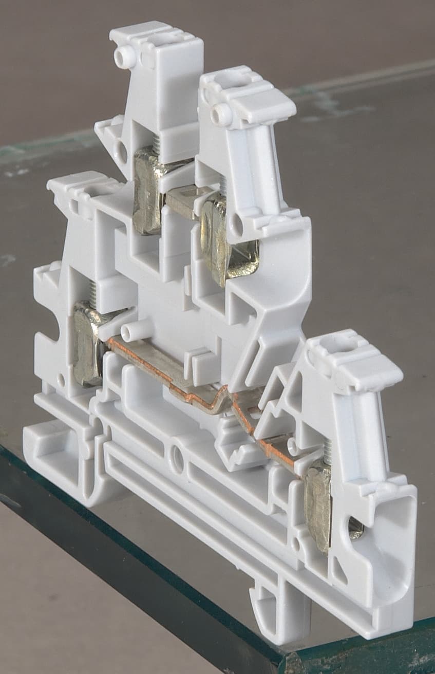 Legrand Viking Клемма 4х6, 2 яруса 037168 — миниатюра 2