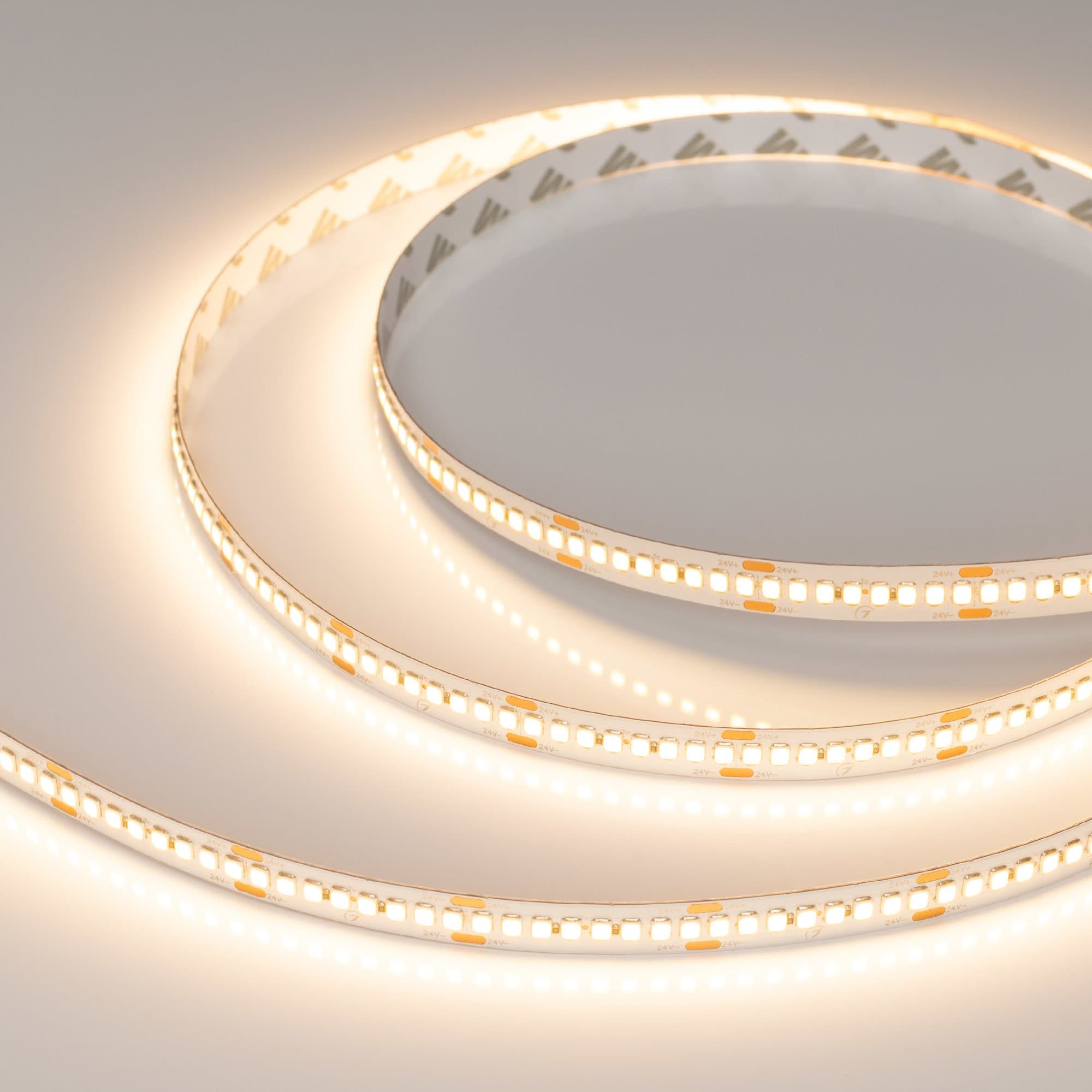 Arlight Лента RT-A240-10mm 24V Warm2700 (22 W/m, IP20, 2835, 5m) (высок.эфф.150 лм/Вт) 038746 — миниатюра 3
