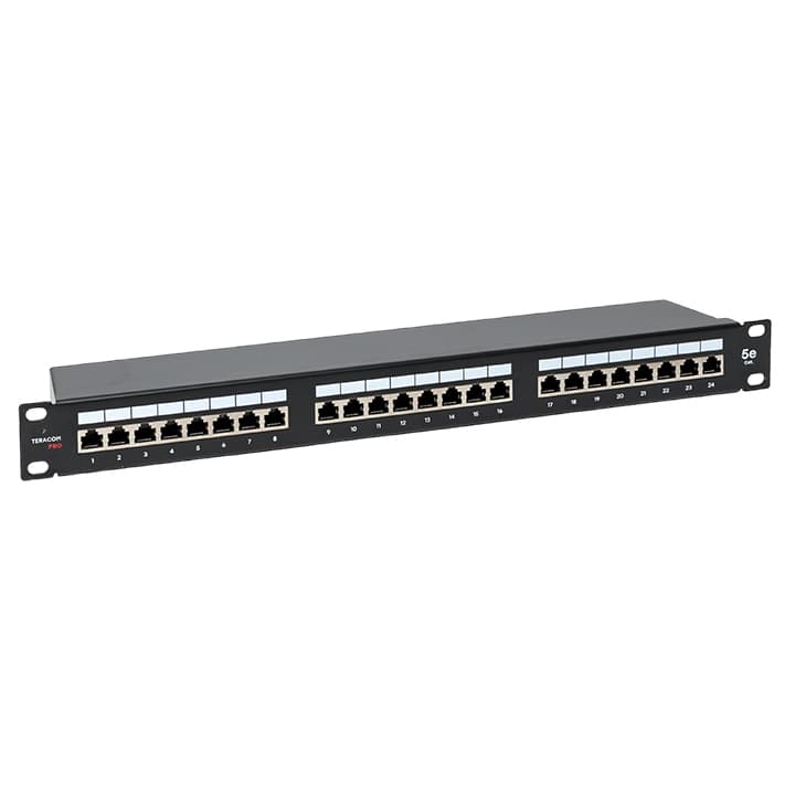 EKF Патч-панель TERACOM PRO 19'' Cat.5E 1U полный экран STP 24 порта RJ-45 Dual IDC с органайзером