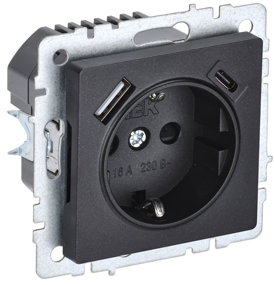 IEK BRITE BASE Черный Розетка с з/к/ш 16А с USB A+C 18Вт РЮш11-1-БрЧ
