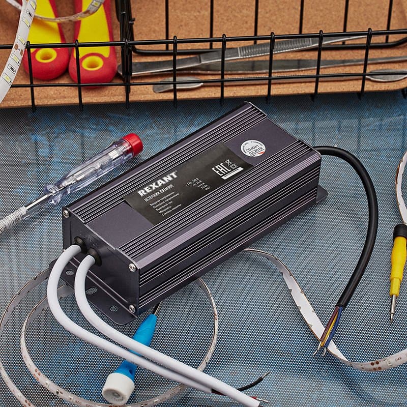Источник питания тонкий 220V AC/24V DC, 3А, 72W с проводами, влагозащищенный (IP67) Rexant 201-072-2