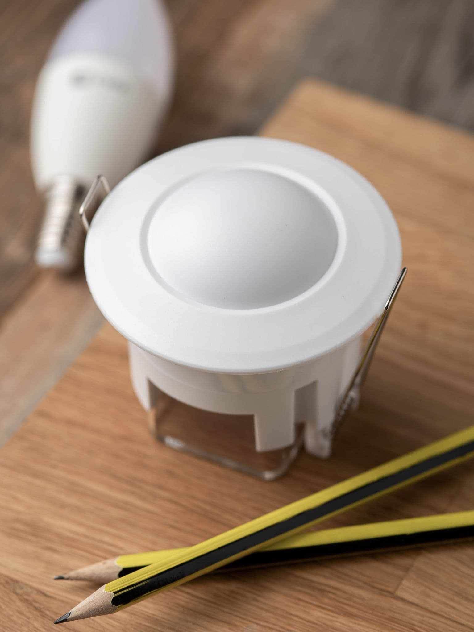 EKF PROxima Микроволновый датчик движения бел. 1200Вт 360гр. до 20м IP20 MW-701 — миниатюра 3