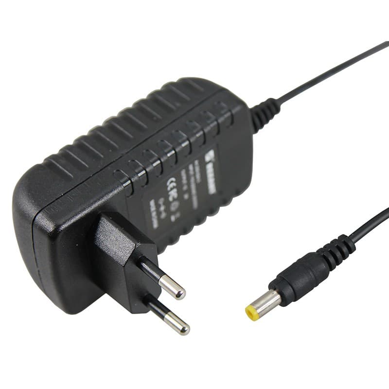 Источник питания 110-220V AC/5V DC, 4А, 20W с DC Разъемом подключения 5.5*2.1, без влагозащиты (IP23) Rexant 200-036-5