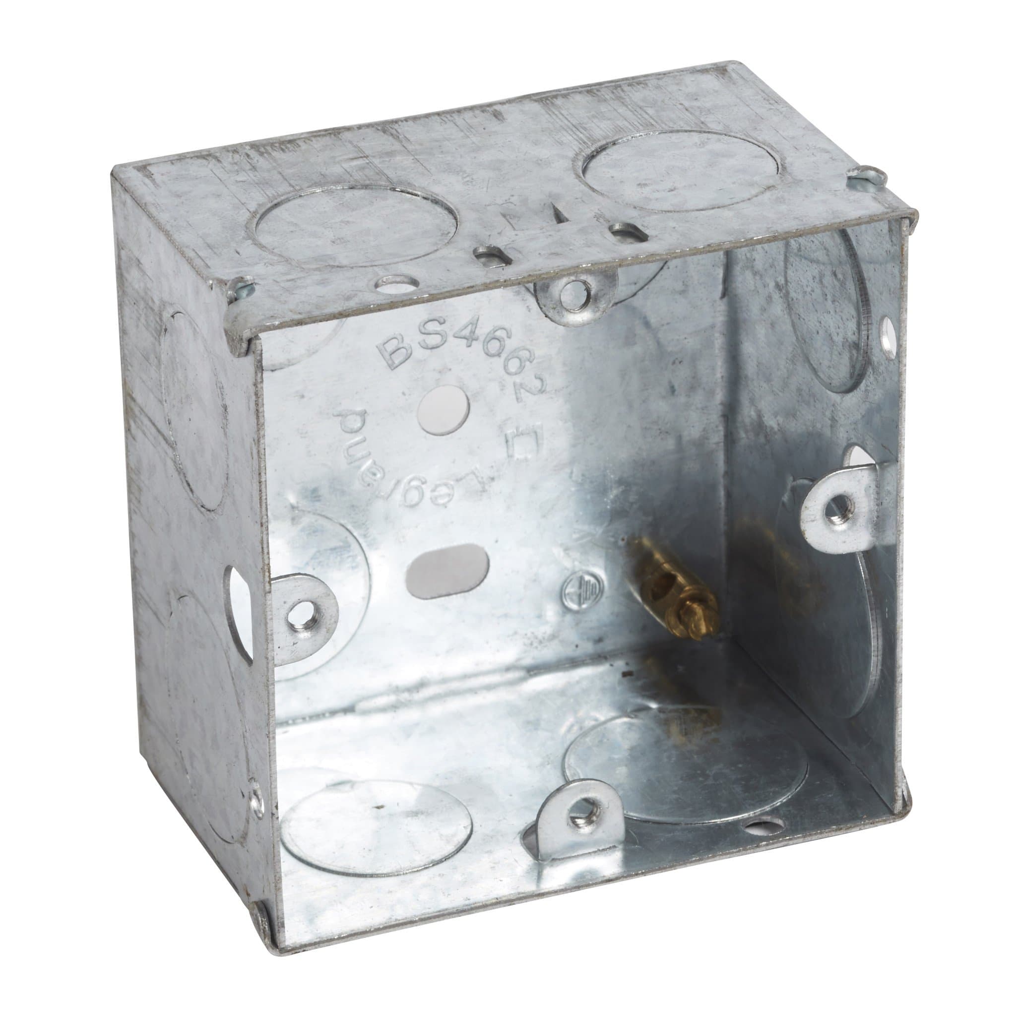 Legrand Кор.Металл.Однопост.Глуб.48мм 089117