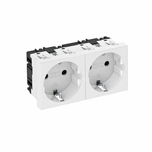 OBO Bettermann Розетка силовая 0° двойная 2х2К+З, 2 модуля Modul45, 45х90 мм, со шторками, 16А 250В белая 6120022 — миниатюра 2
