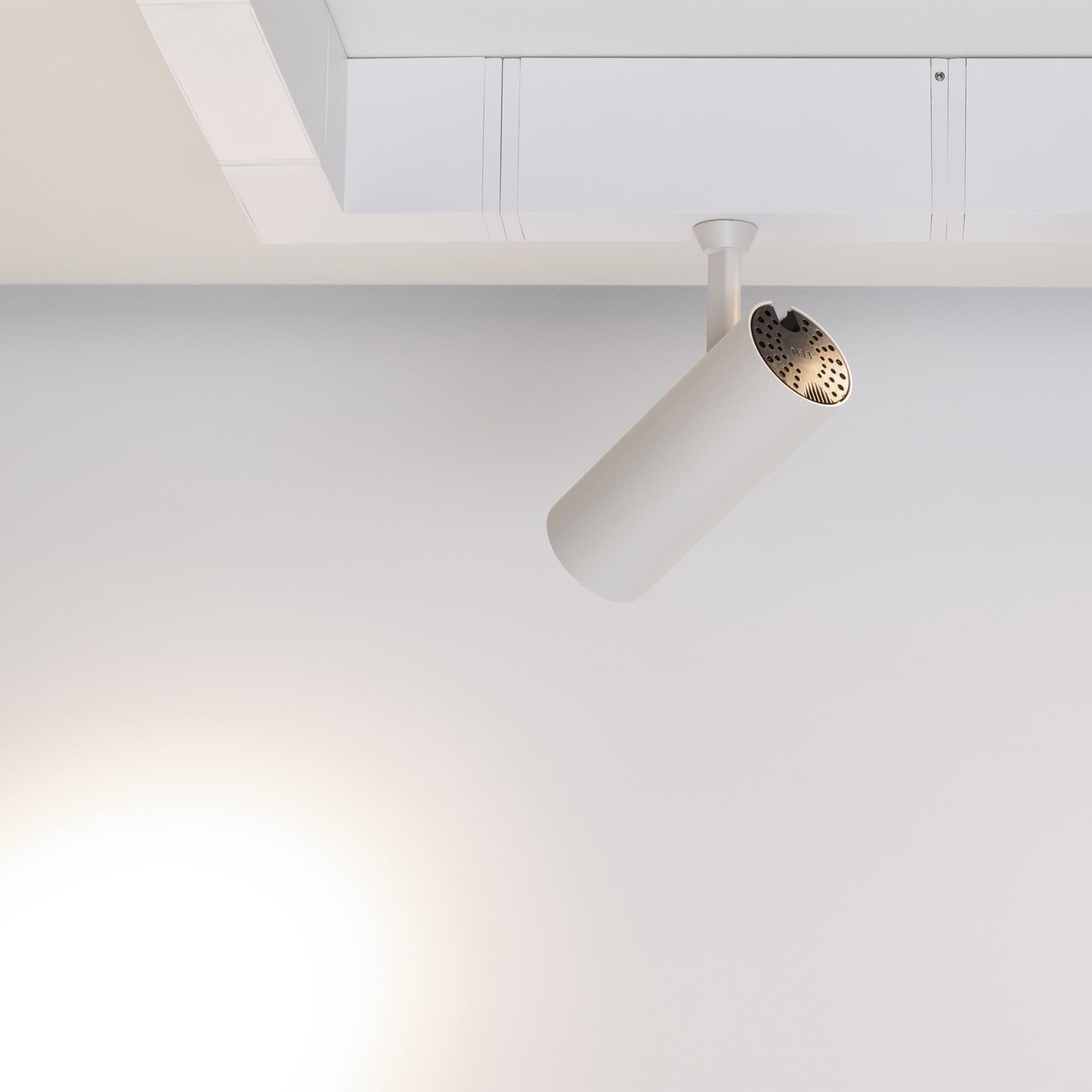 Arlight Светильник CLIP-38-SPOT-R146-6W Day4000 (WH, 24 deg, 24V) (IP40 Металл, 3 года) 028940 — миниатюра 3