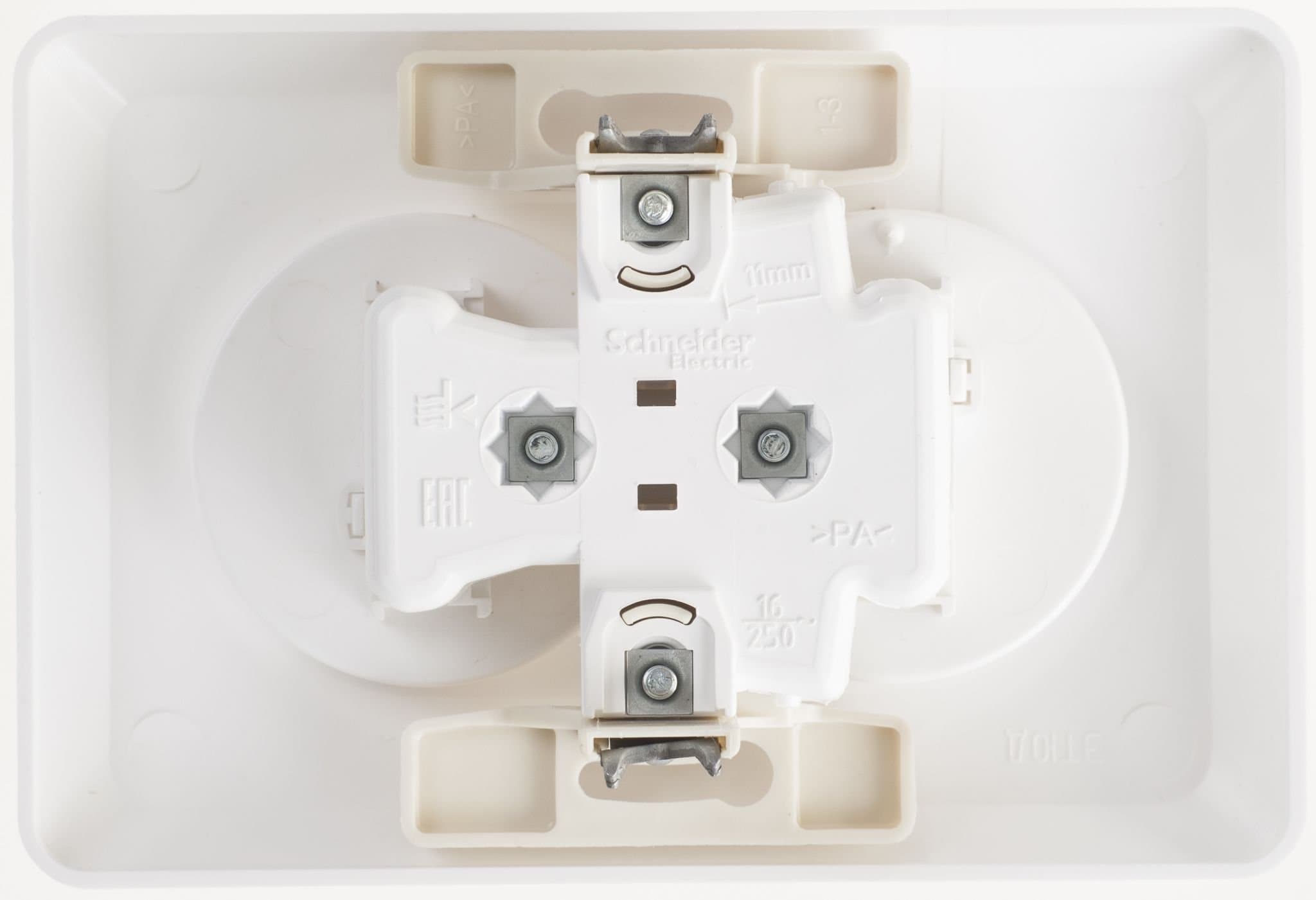 Systeme Electric Этюд Бел Розетка 2-ая б/з со шторками 16А 250B — миниатюра 2