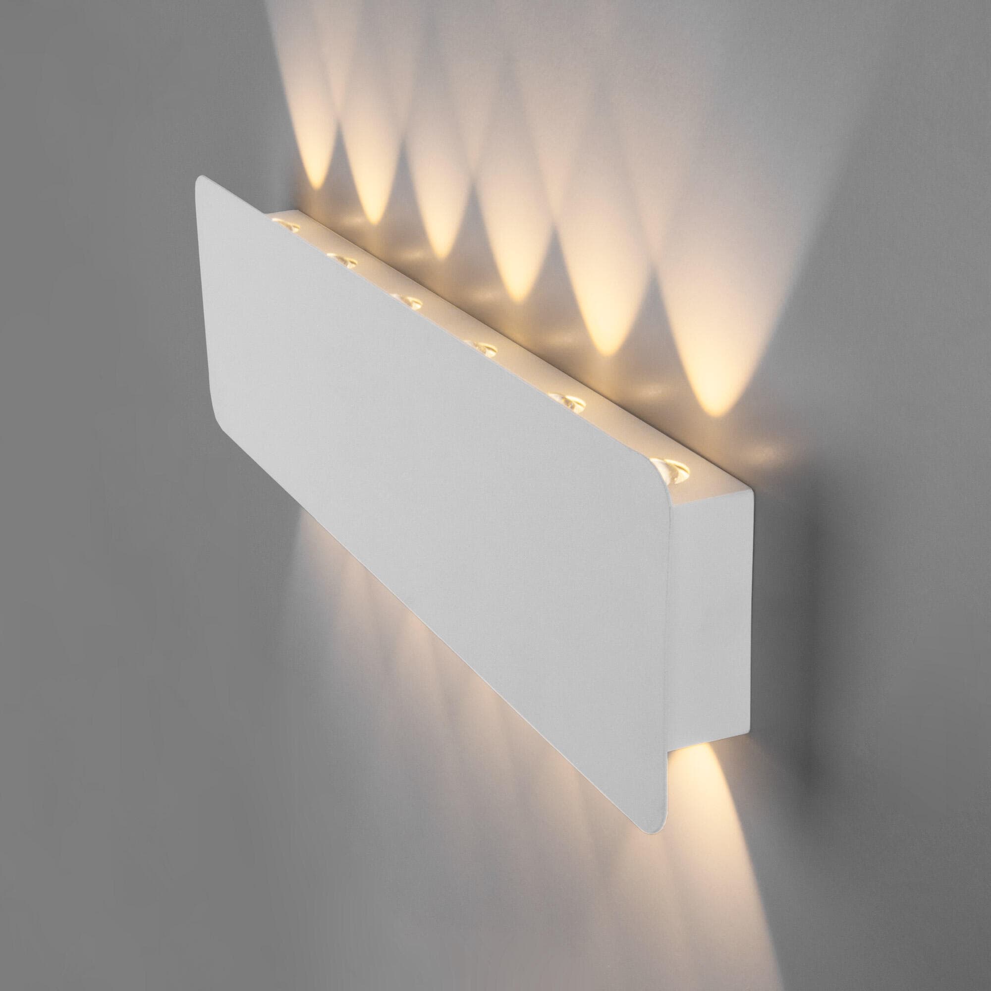 Elektrostandard 40139/1 LED / настенный светильник / белый a055777 — миниатюра 2
