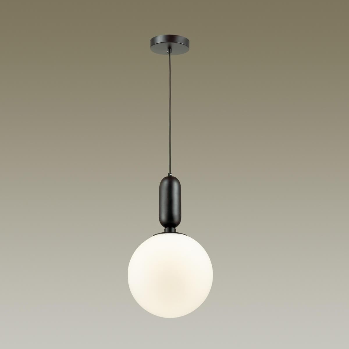 Odeon Light 4671/1 ODL20 383 черный/белый Подвес E27 1*40W 220V OKIA — миниатюра 2