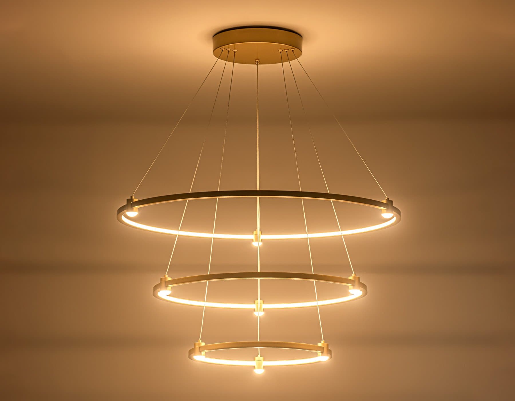 Ambrella Светильник подвесной светодиодный FL5516/3+9 GD золото 90W 3000K/4200K/6400K D800/600/400*1300 (без ПДУ) — миниатюра 4