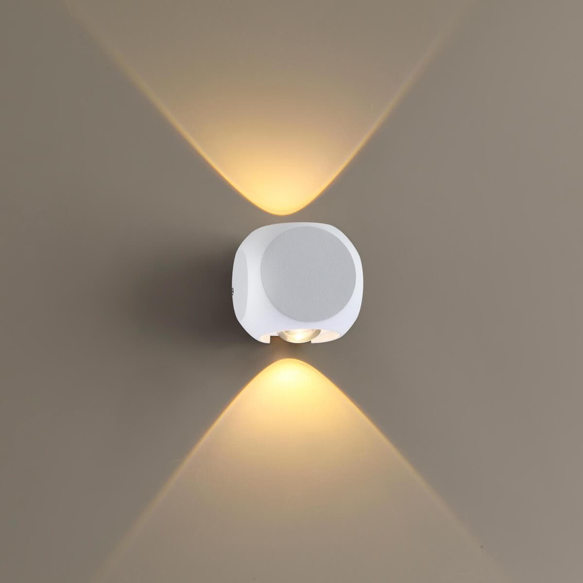 Odeon Light 4221/4WL HIGHTECH ODL21 093 бел/металл Настенный светильник IP54 LED 4W 366Лм 3200K MIKO — миниатюра 3