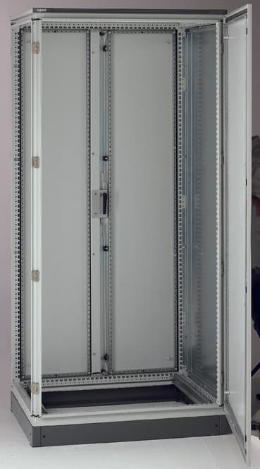 Legrand Altis Перегородка разделительная для шкафов шириной 800 мм и высотой 2000 мм 048043 — миниатюра 2