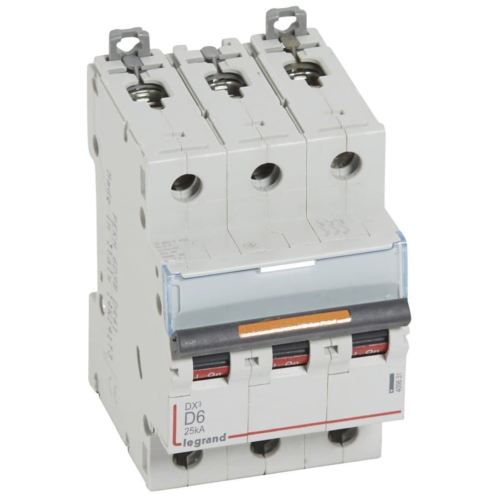 Legrand DX3 Автоматический выключатель 3P 6A (D) 25кА 409831