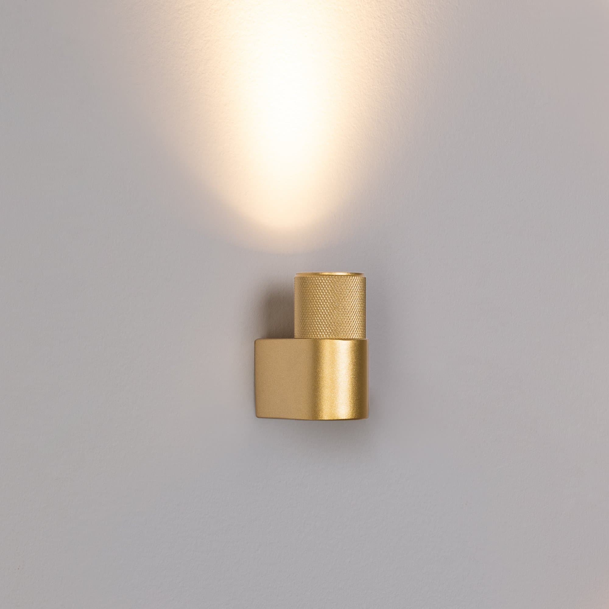 Arlight Светильник SP-SPICY-WALL-MINI-S60x39-3W Warm3000 (GD, 40 deg, 230V) (IP20 Металл, 3 года) 035542 — миниатюра 5