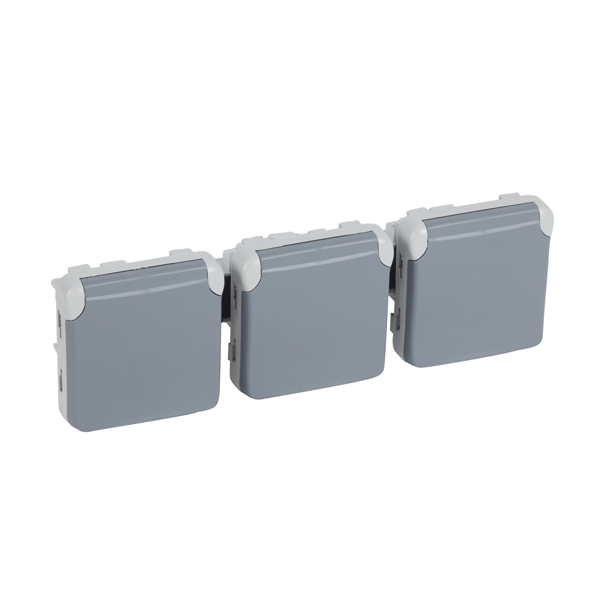Legrand Plexo Розетка 2К+З, нем. станд., 3 п. гориз. 069578
