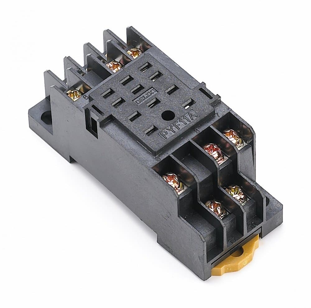 DEKraft Розетка для ПР102 3 контакта 5А РР-102 23239DEK