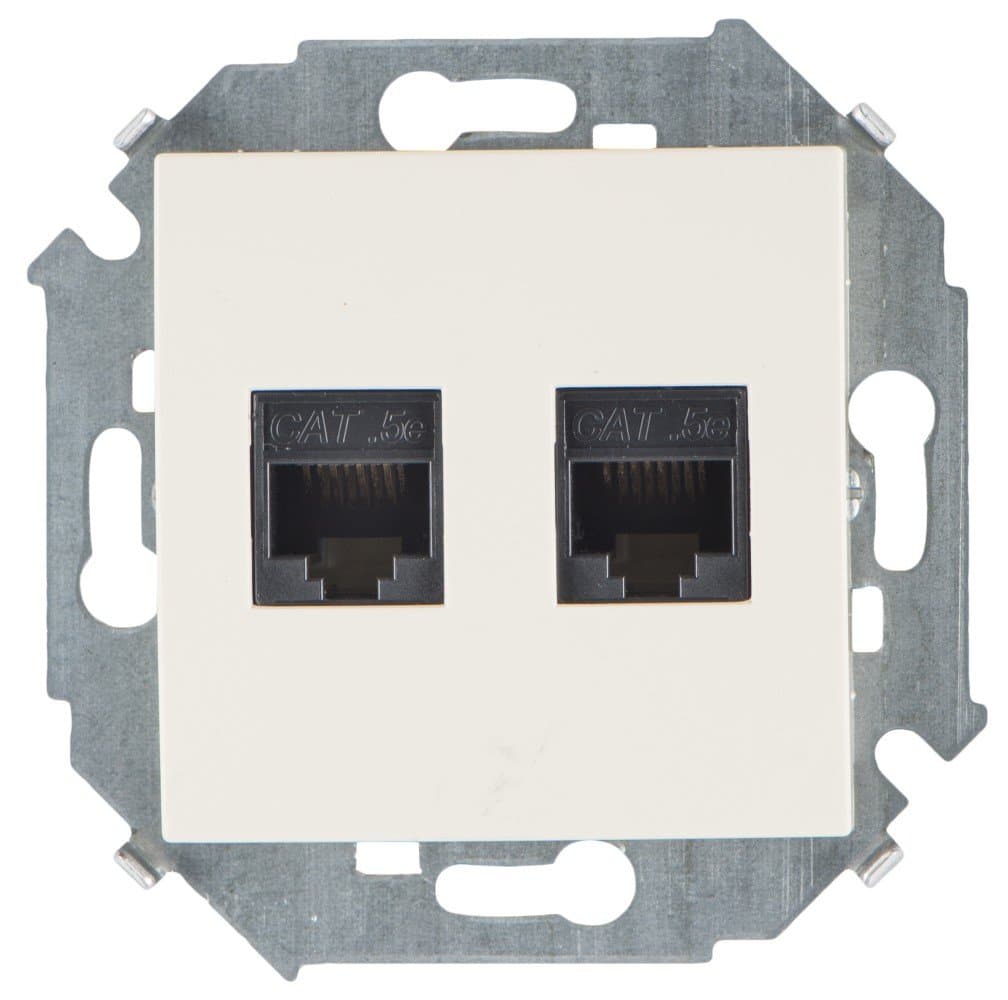 Simon 15 Слоновая кость Розетка компьютерная двойная 2xRJ45 кат.5e (AMP) 1591552-031