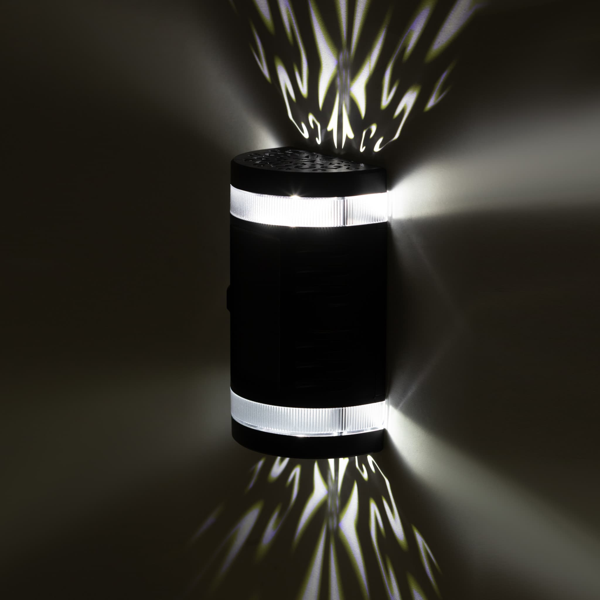 ЭРА ERAFS012-11 ЭРА Фасадная подсветка Кружево на солнечной батарее, 2 LED, 9*16*15,1 см