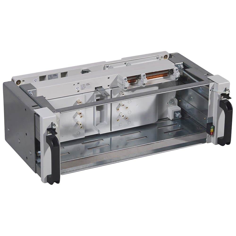 Legrand VX3 IS333 DPX3 250 3P без диф 404642