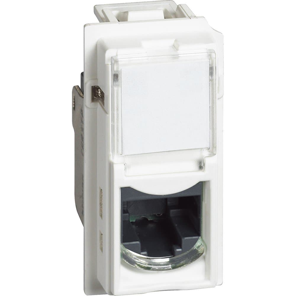 BT Living now Белый Розетка компьютерная RJ45 cat5e UTP 1 мод KW4279C5E