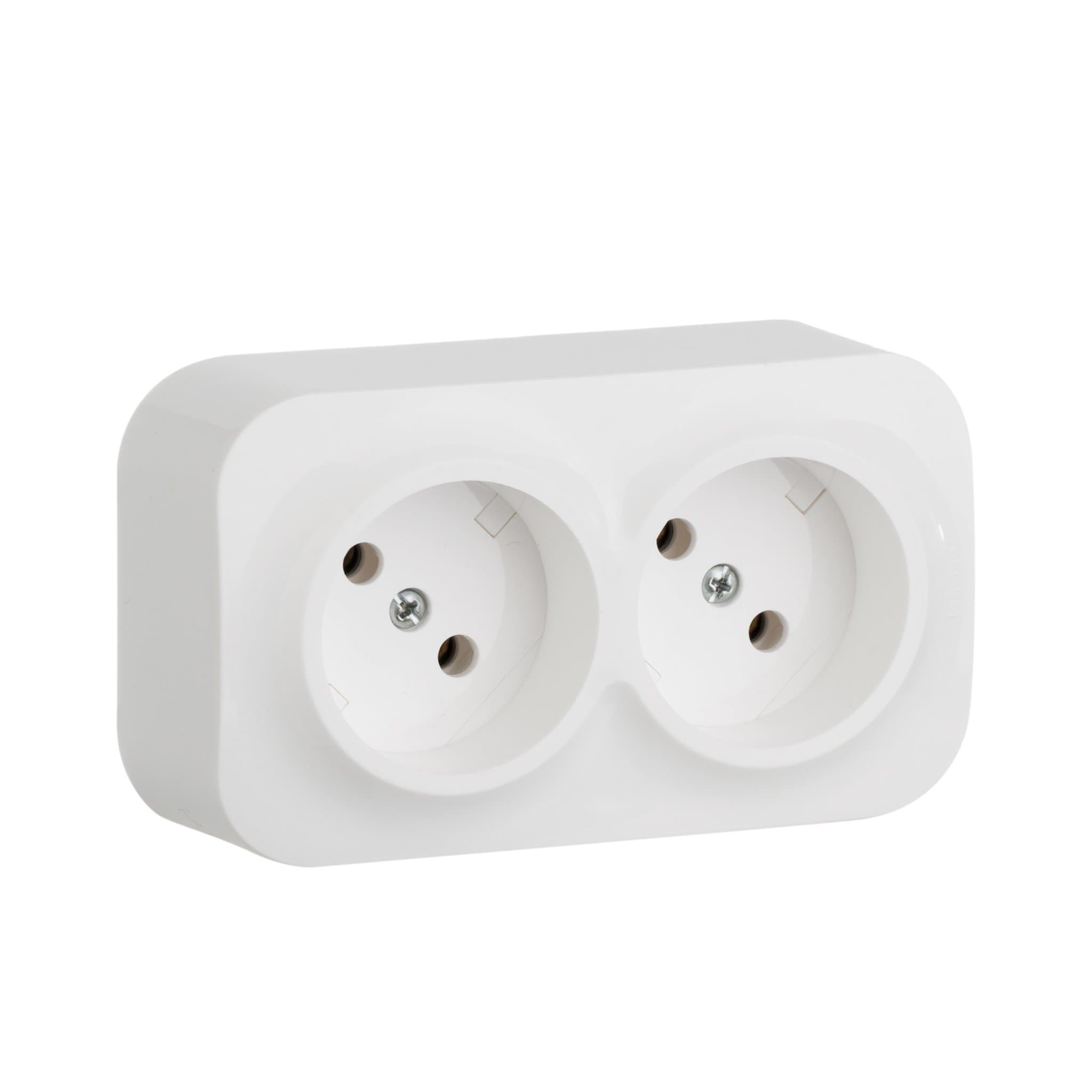 Legrand Quteo Белый Розетка 2-я б/з 782212
