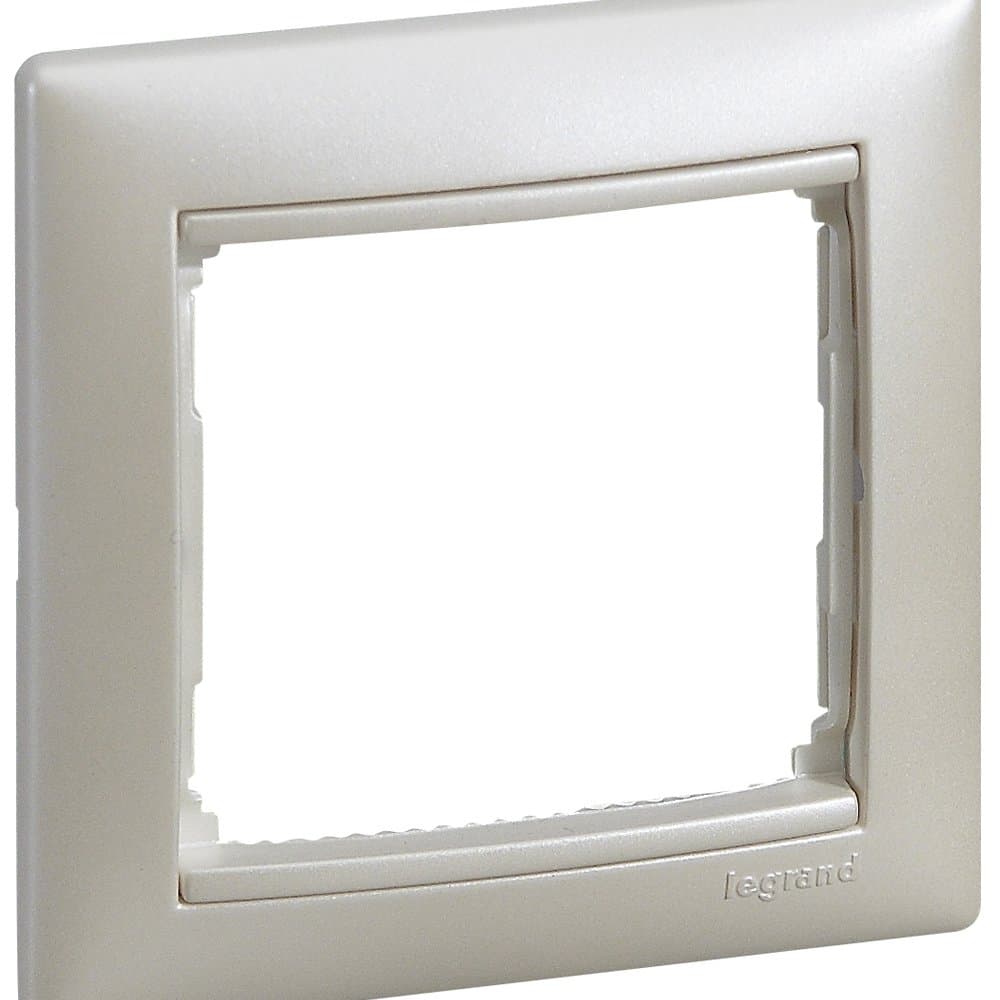 Legrand Valena Жемчужный Рамка 1-ая 770471