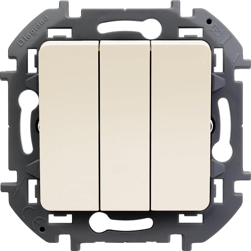 Legrand INSPIRIA Слоновая кость Выключатель трехклавишный 10 AX - 250 В 673641