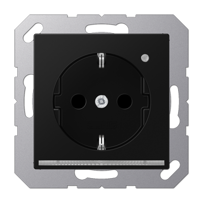 JUNG SCHUKO-розетка с ориентационной светодиодной подсветкой, со встроенным датчиком освещённости, с дополнительной защитой черный матовый A500 A1520-OSWMLNW