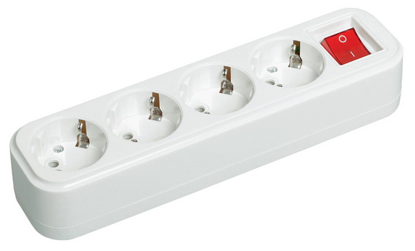 Купить IEK Розетка переносная разб. с выкл. К04В 4 места CLASSIC