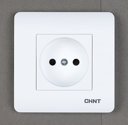 CHINT Розетка без заземляющего контакта 16А 250В