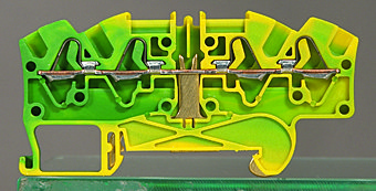 Купить Legrand Viking Клемма 4х5, 2входа/2выхода, заземление 037212