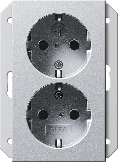Gira Двойная розетка SCHUKO 16 A 250 В~ с затвором (shutter) и символом  для 1,5-местн. приборной коробки скрытого монтажа 273526