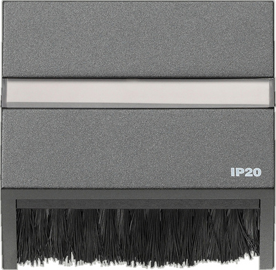 Gira Накладка для приборов с квадратной центральной панелью и наклонным выходом 068267