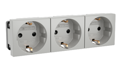 DKC Тройная розетка Viva серая