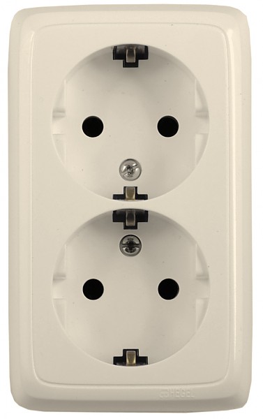 Hegel Альфа наруж Слоновая кость РА16-154-01 Розетка с/з двойная, со шторками, с изол. пластиной