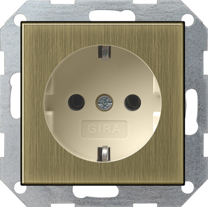 Gira Розетка с з/к без "лапок" для крепления 0466613