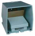 Купить SE Педальный переключатель 1 шаг НЗ+НО XPEM510