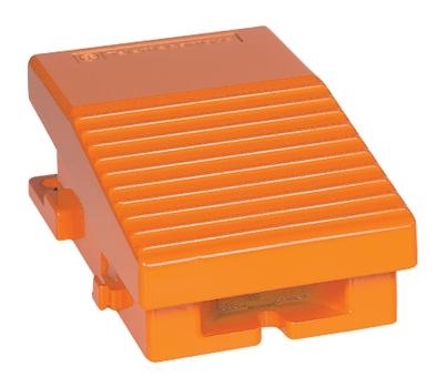 Купить SE Педальный переключатель 1 шаг 2НЗ+НО XPER111