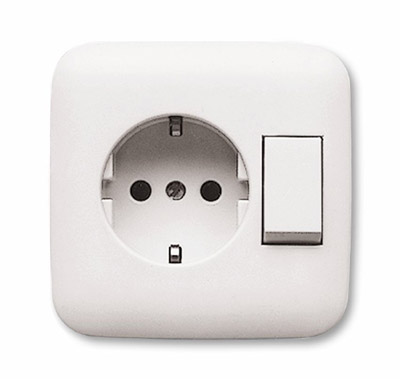 ABB BJE Reflex Переключатель и розетка с/з в корпусе (не требует 1-ой рамки) 2CKA001611A0169