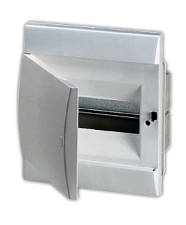 ABB Unibox Бокс встраиваемый белый 8мод. c белой дв. IP40 (с клеммным блоком) 1SL0500A06