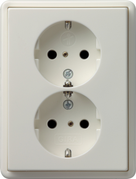 Gira Двойная розетка с з/к в комплекте с рамкой 078340