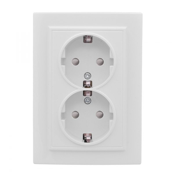 EKF Basic Минск Белый Розетка 2-ая, с/з,со шторками, 16А, СП