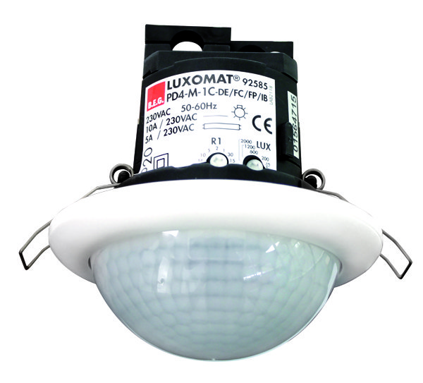 BEG Белый Датчик присутствия потолочный 360°, диаметр действия 24м IP20 92585