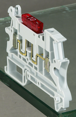 Купить Legrand Viking Клемма 2,5х6, открытая 037180