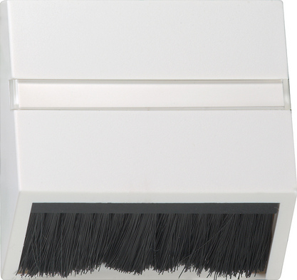 Gira S-55 Бел глянц Накладка для приборов с квадратной центральной панелью и наклонным выходом 068203